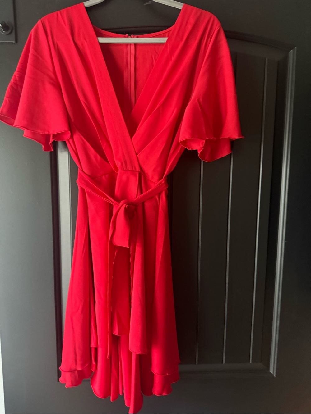 Fun & Flirty Red Wrap Style Dress | Flutter Sleeve Tie Waist | Size Large